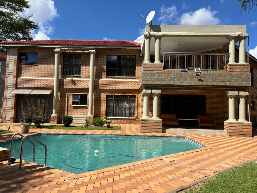 8 Bedroom Property for Sale in Bendor Limpopo