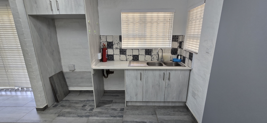 6 Bedroom Property for Sale in Bendor Limpopo