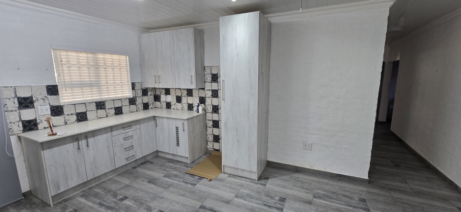 6 Bedroom Property for Sale in Bendor Limpopo