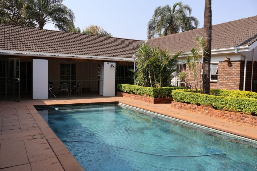 5 Bedroom Property for Sale in Chroompark Limpopo