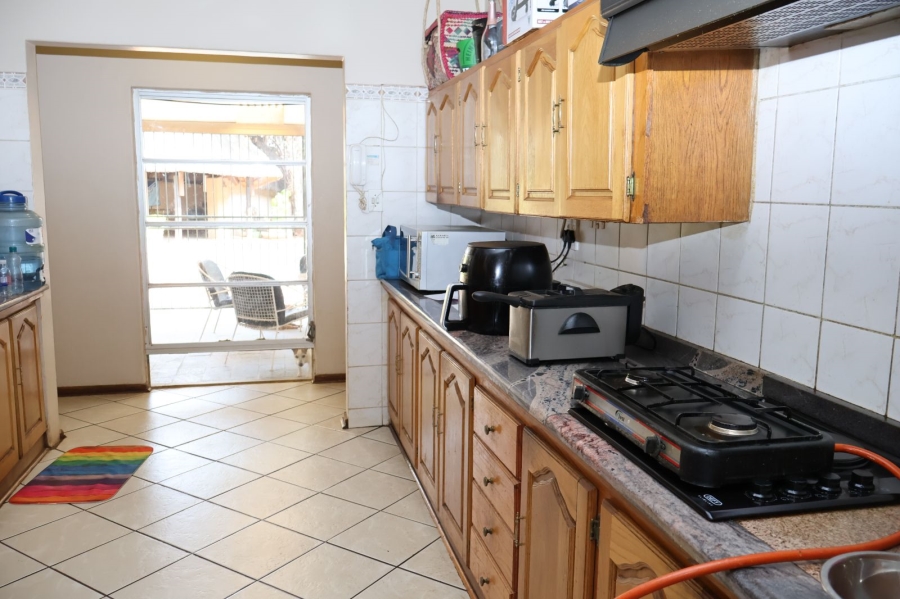 5 Bedroom Property for Sale in Chroompark Limpopo