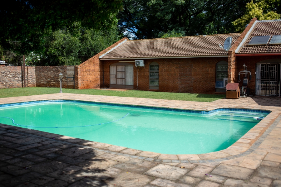 4 Bedroom Property for Sale in Chroompark Limpopo