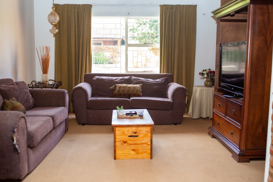 4 Bedroom Property for Sale in Chroompark Limpopo