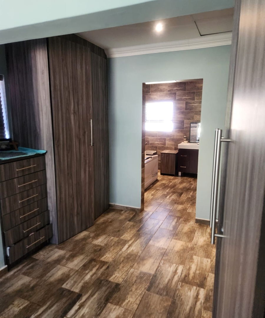 3 Bedroom Property for Sale in Chroompark Limpopo