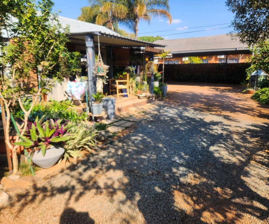 3 Bedroom Property for Sale in Chroompark Limpopo