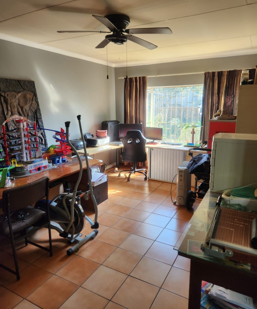 3 Bedroom Property for Sale in Chroompark Limpopo