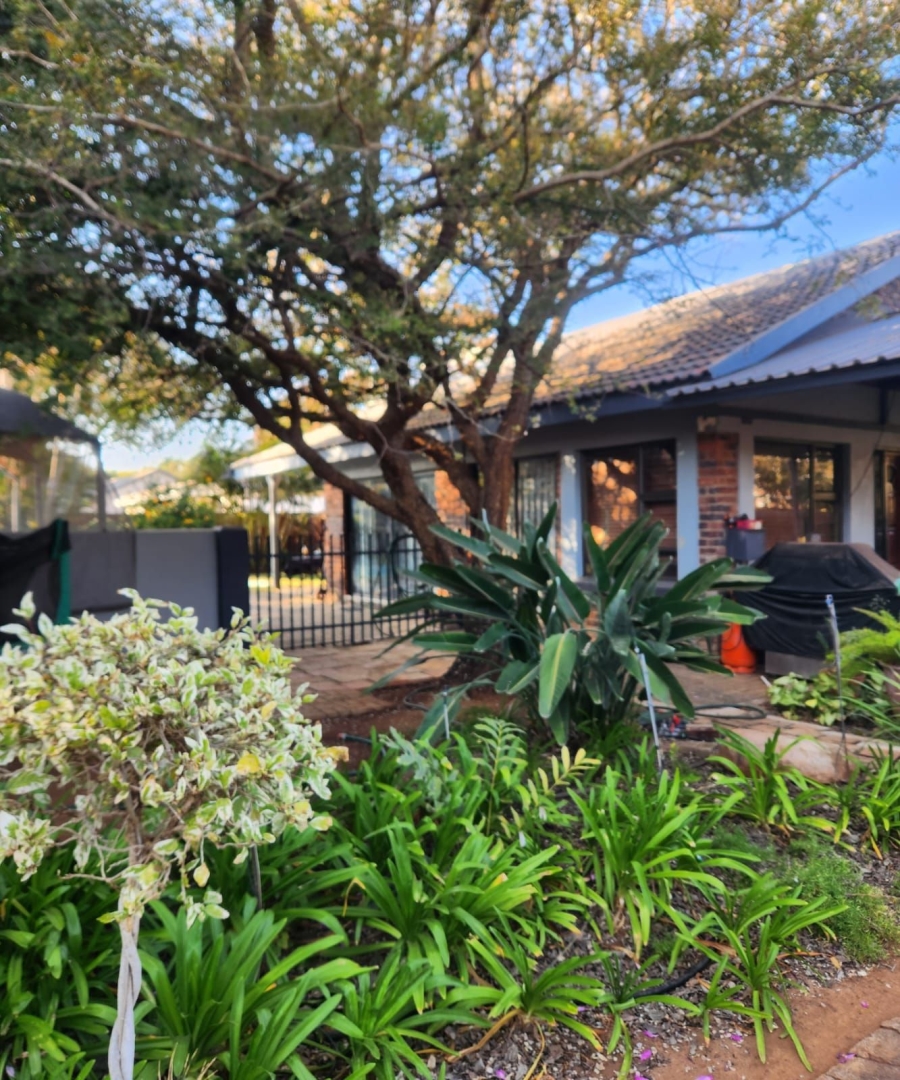 3 Bedroom Property for Sale in Chroompark Limpopo