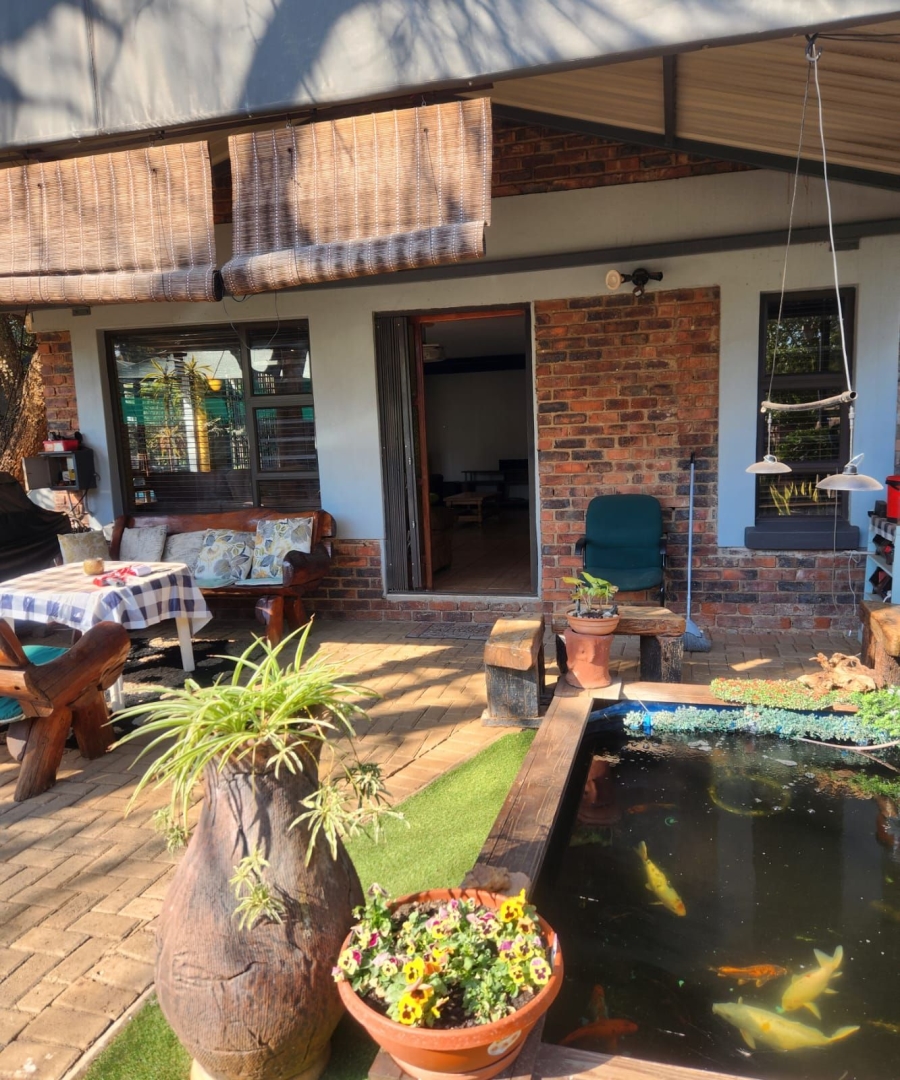 3 Bedroom Property for Sale in Chroompark Limpopo