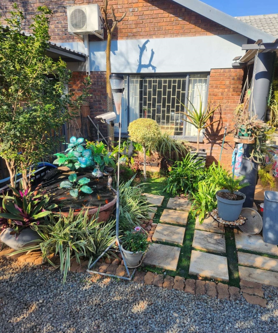 3 Bedroom Property for Sale in Chroompark Limpopo