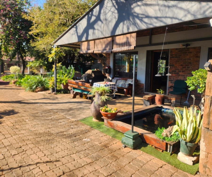 3 Bedroom Property for Sale in Chroompark Limpopo