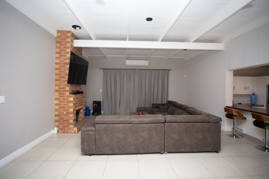 4 Bedroom Property for Sale in Chroompark Limpopo