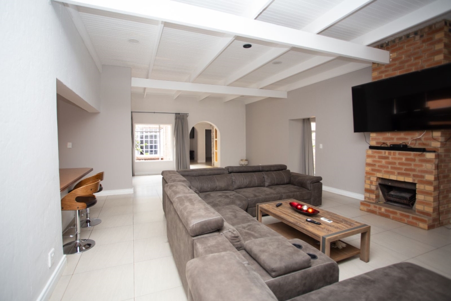 4 Bedroom Property for Sale in Chroompark Limpopo