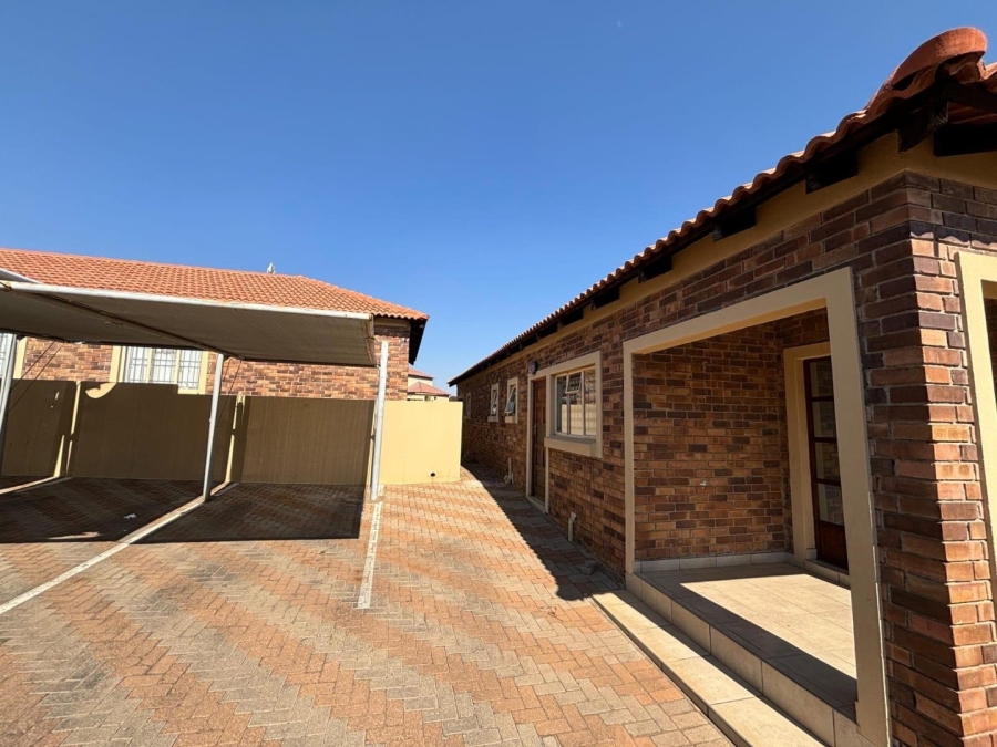 3 Bedroom Property for Sale in Bendor Limpopo