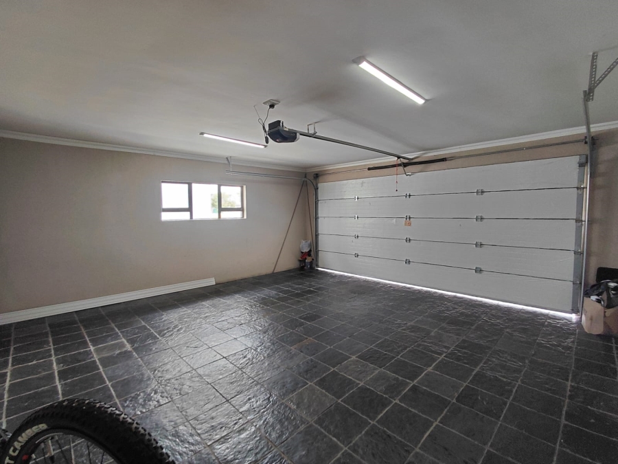 3 Bedroom Property for Sale in Bendor Limpopo