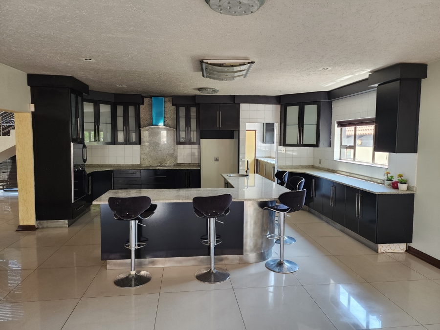 5 Bedroom Property for Sale in Waterberry Country Estate Limpopo