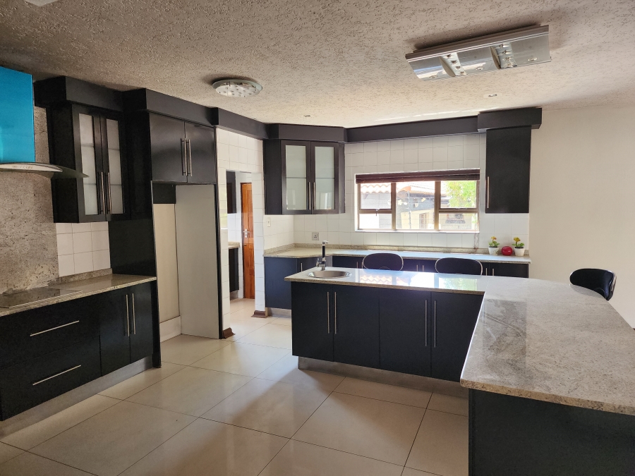 5 Bedroom Property for Sale in Waterberry Country Estate Limpopo