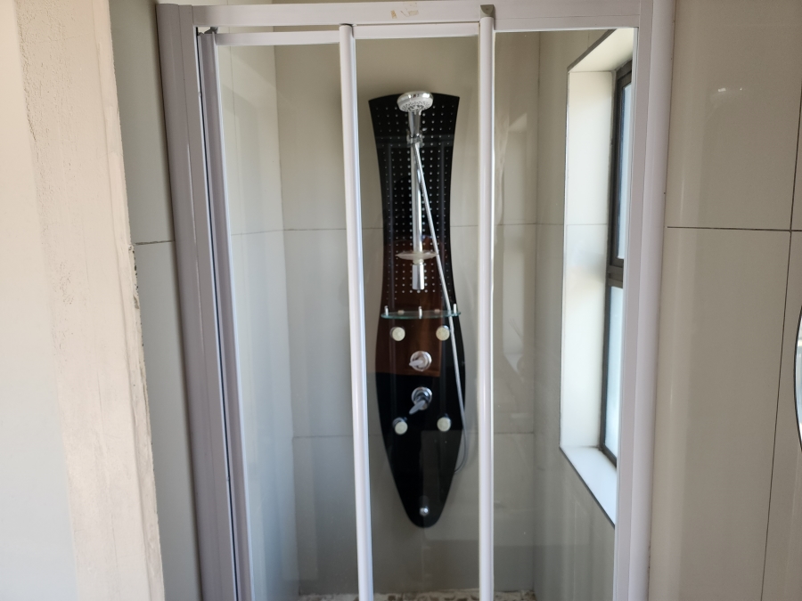 5 Bedroom Property for Sale in Waterberry Country Estate Limpopo