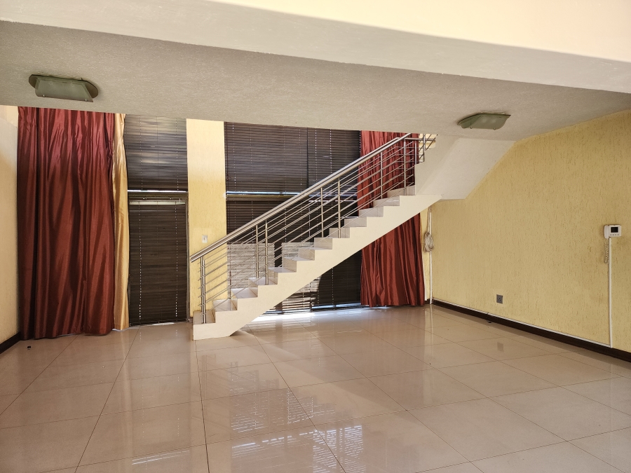 5 Bedroom Property for Sale in Waterberry Country Estate Limpopo