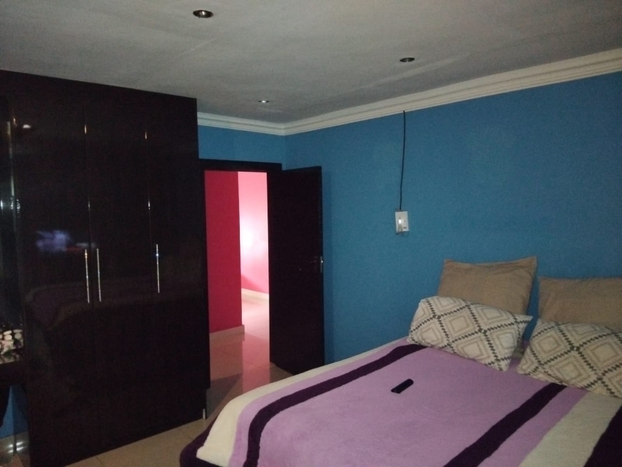 4 Bedroom Property for Sale in Woodhill Estate Limpopo