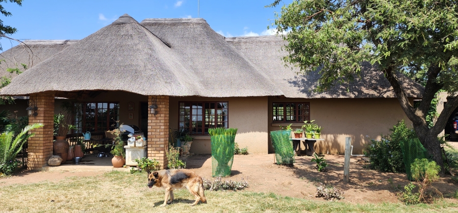 10 Bedroom Property for Sale in Myngenoegen A H Limpopo