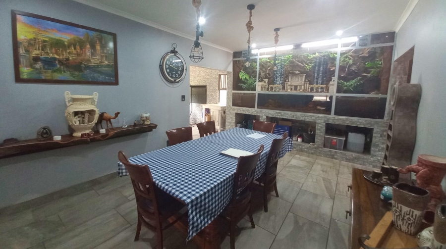 6 Bedroom Property for Sale in Alldays Limpopo