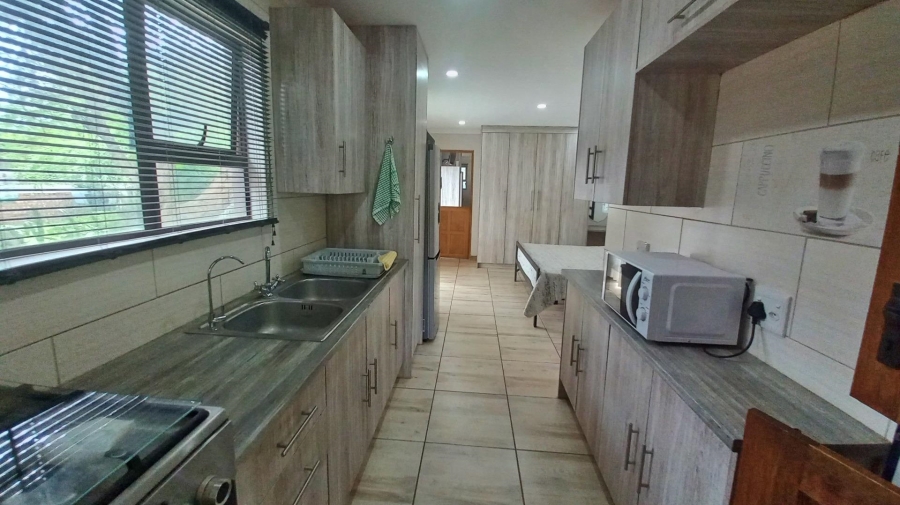 6 Bedroom Property for Sale in Alldays Limpopo