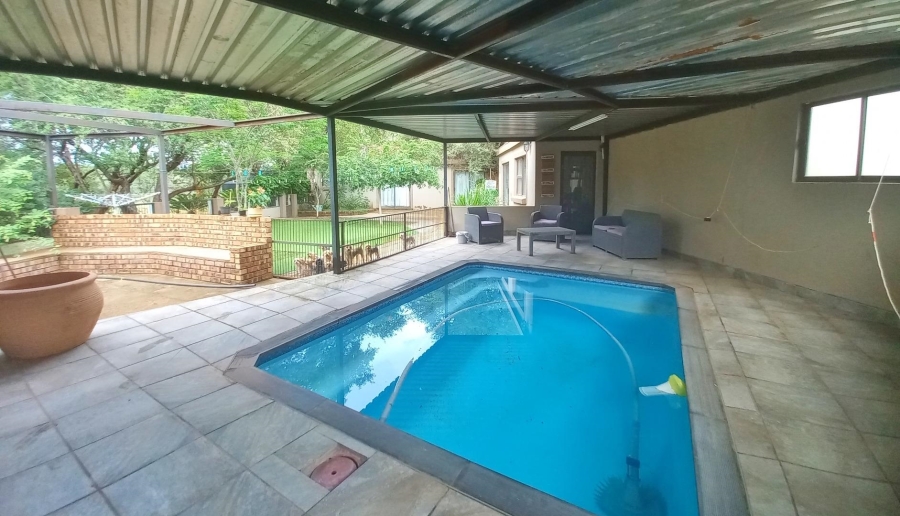 6 Bedroom Property for Sale in Alldays Limpopo
