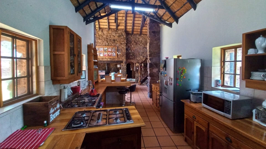 6 Bedroom Property for Sale in Vaalwater Limpopo