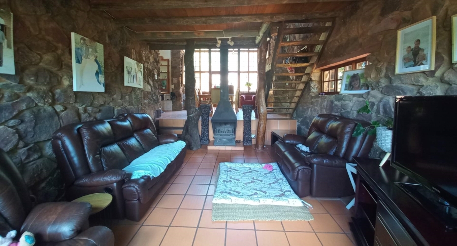 6 Bedroom Property for Sale in Vaalwater Limpopo