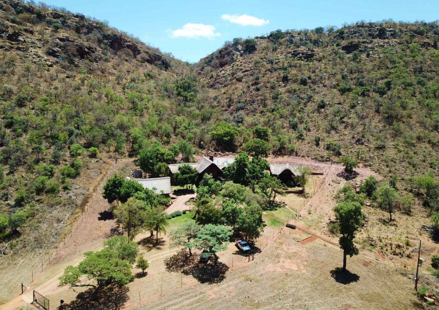 6 Bedroom Property for Sale in Vaalwater Limpopo