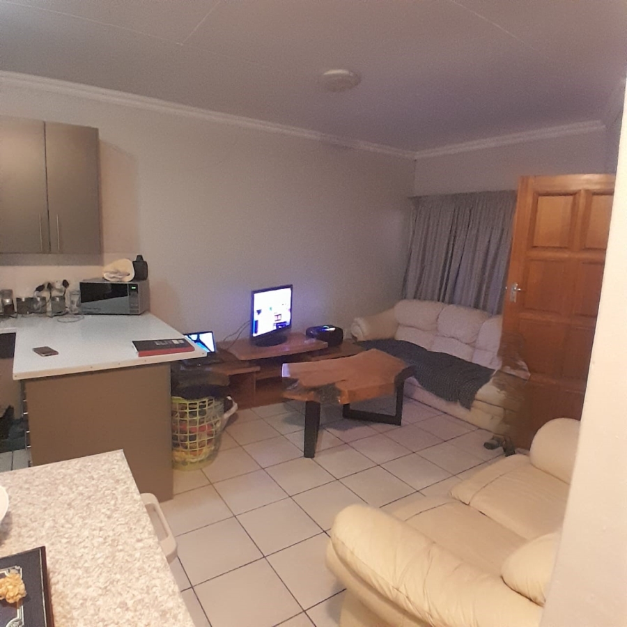 2 Bedroom Property for Sale in Annadale Limpopo