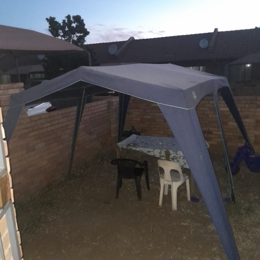 2 Bedroom Property for Sale in Annadale Limpopo