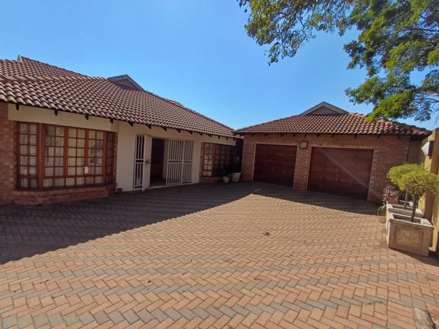 3 Bedroom Property for Sale in Bendor Limpopo