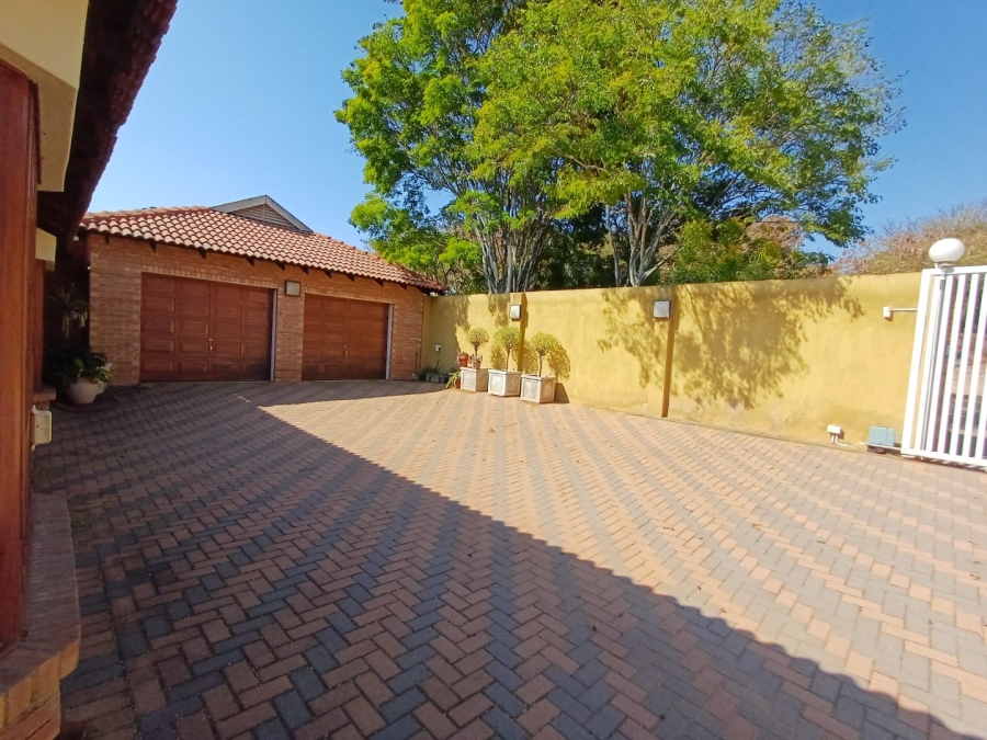 3 Bedroom Property for Sale in Bendor Limpopo