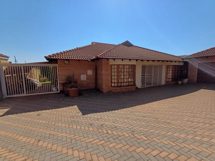 3 Bedroom Property for Sale in Bendor Limpopo