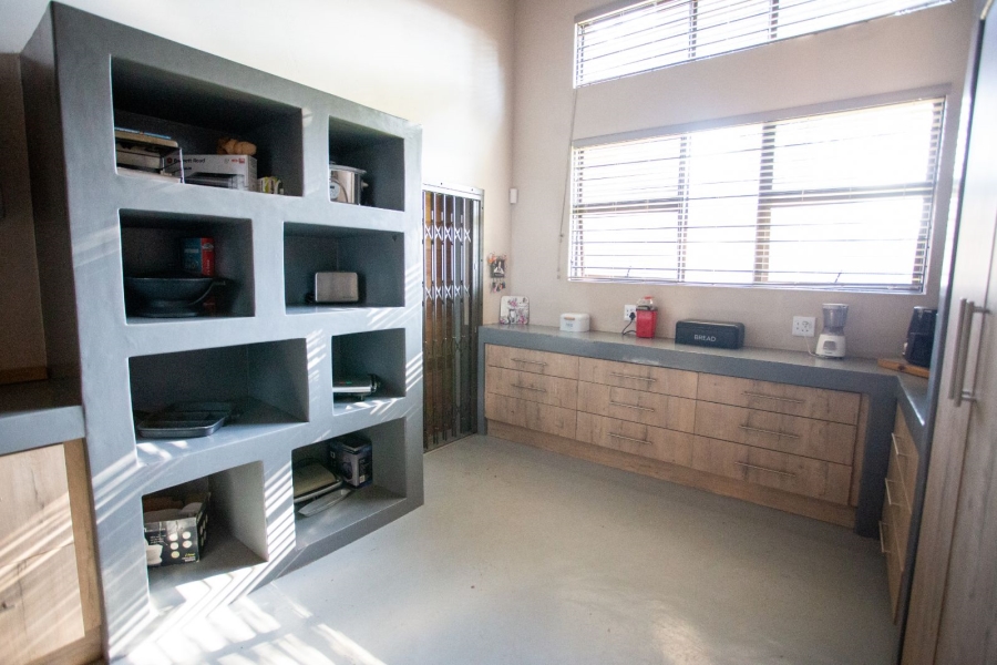 4 Bedroom Property for Sale in Chroompark Limpopo