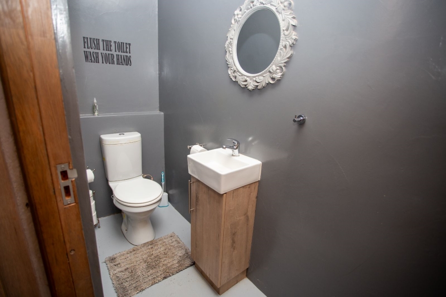 4 Bedroom Property for Sale in Chroompark Limpopo