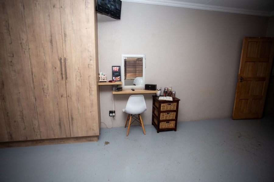 4 Bedroom Property for Sale in Chroompark Limpopo