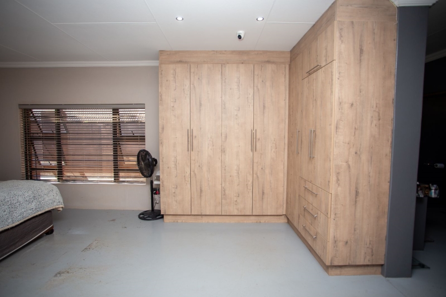 4 Bedroom Property for Sale in Chroompark Limpopo