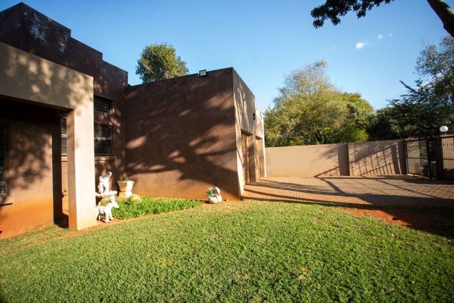 4 Bedroom Property for Sale in Chroompark Limpopo