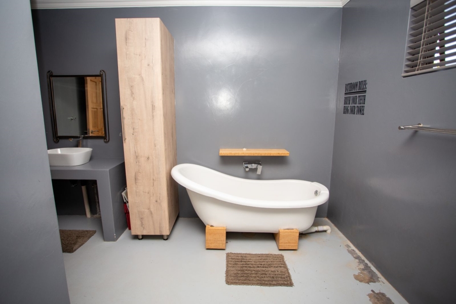 4 Bedroom Property for Sale in Chroompark Limpopo