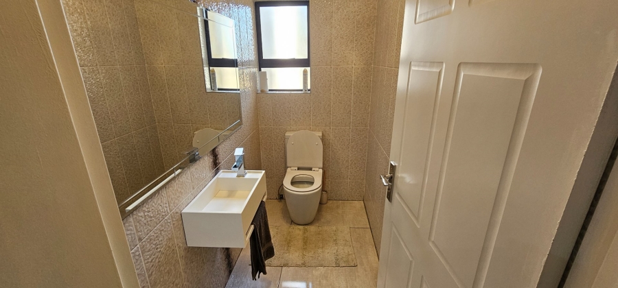 6 Bedroom Property for Sale in Eagles Crest Limpopo