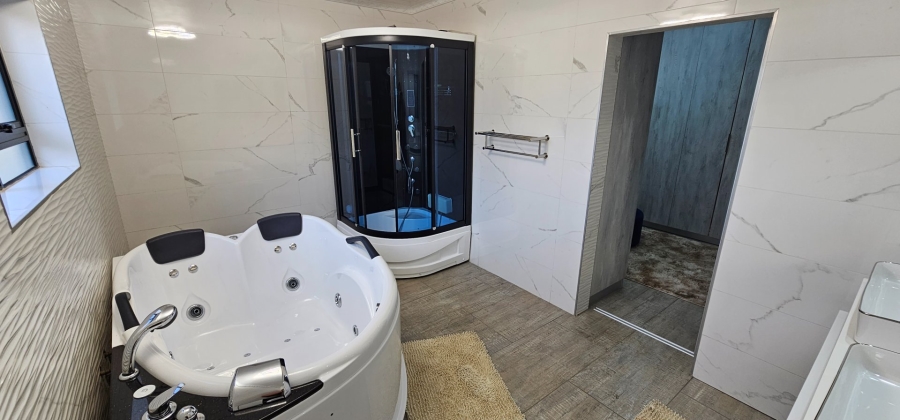 6 Bedroom Property for Sale in Eagles Crest Limpopo