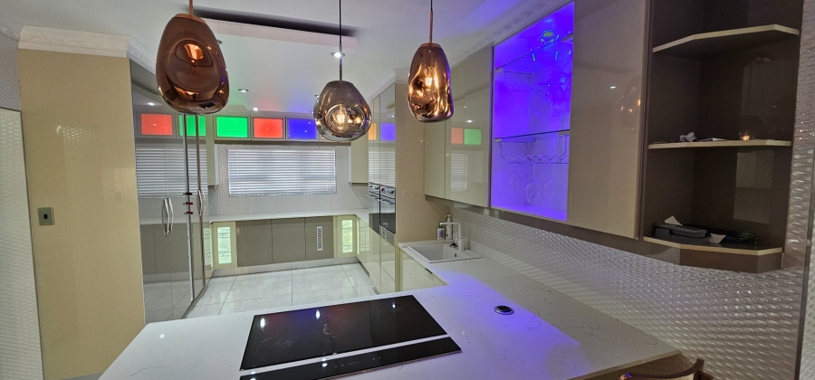 6 Bedroom Property for Sale in Eagles Crest Limpopo