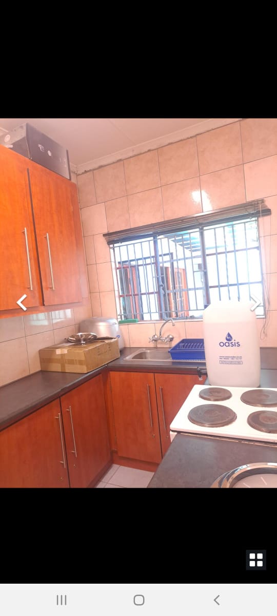 To Let 7 Bedroom Property for Rent in Dendron Limpopo