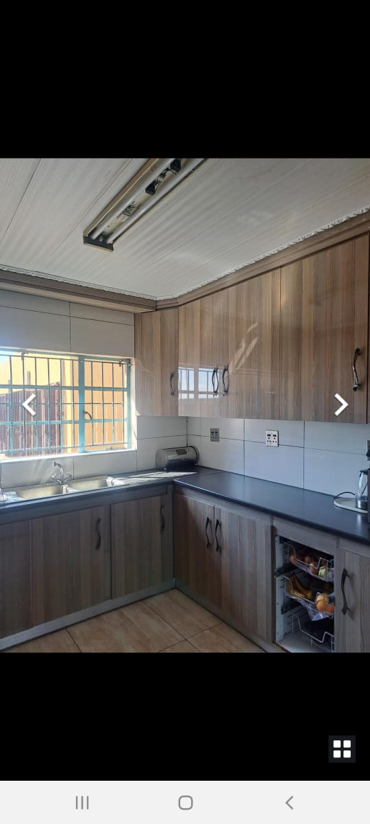 To Let 7 Bedroom Property for Rent in Dendron Limpopo