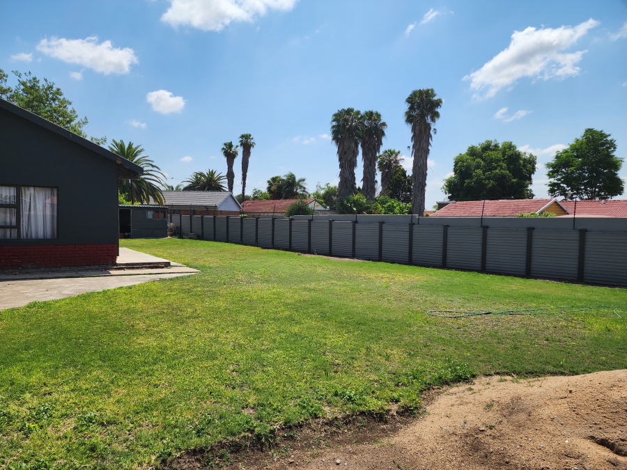 9 Bedroom Property for Sale in Ivy Park Limpopo