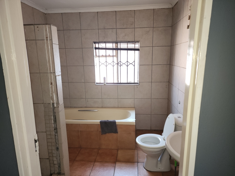 9 Bedroom Property for Sale in Ivy Park Limpopo