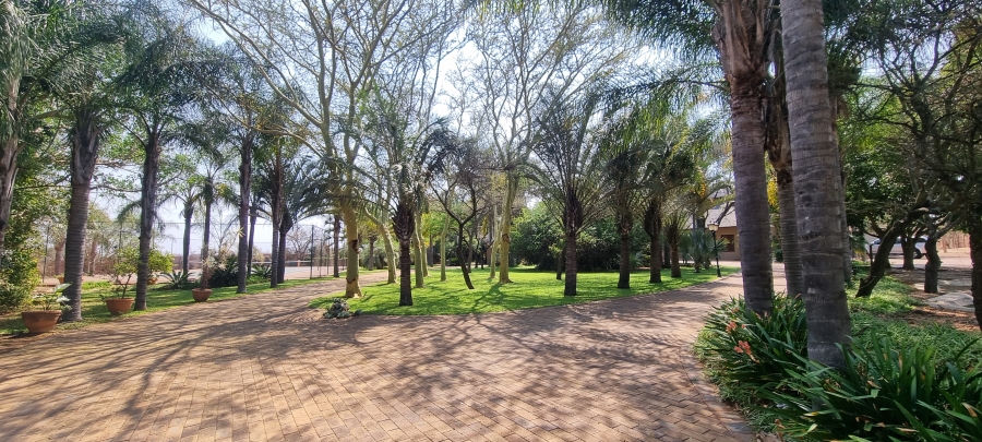 4 Bedroom Property for Sale in Broadlands Estate Limpopo
