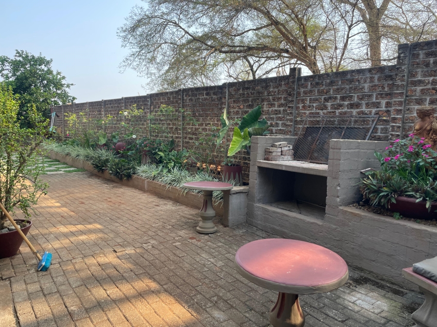 3 Bedroom Property for Sale in Tzangeni Limpopo